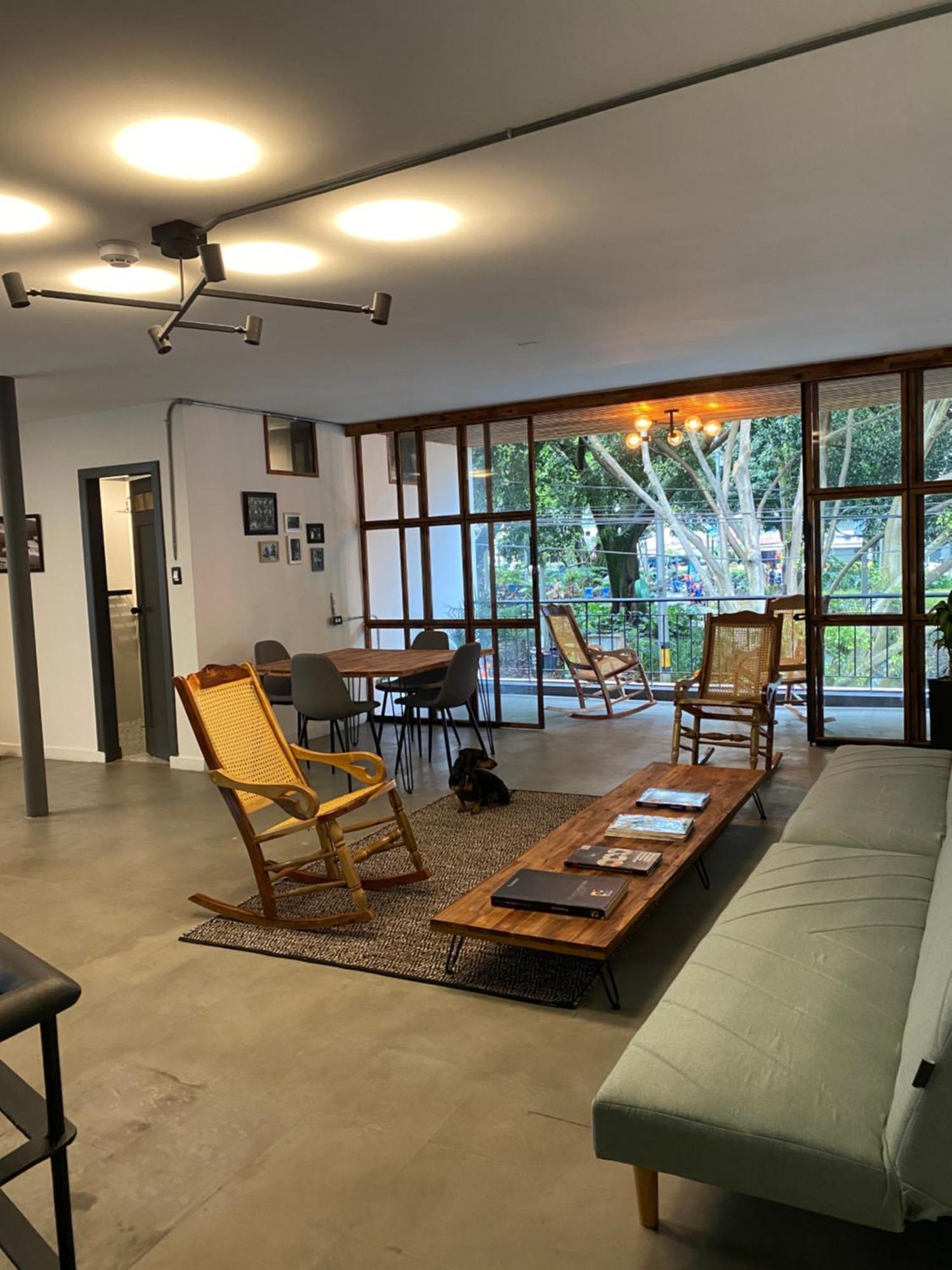Casa Mosaiko Primer Parque Laureles Medellín Esterno foto